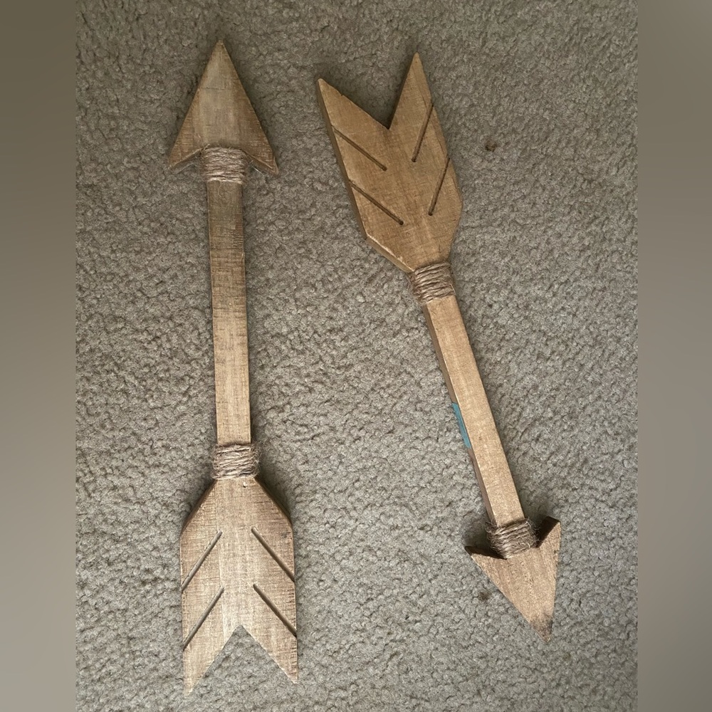 COPY - Wood arrows for decor